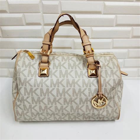 michael kors replica bags wholesale|discontinued michael kors handbags.